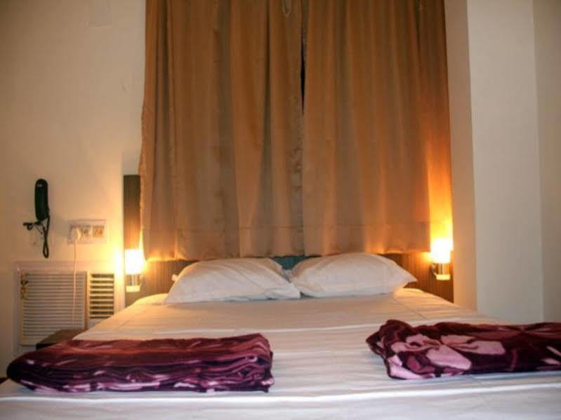 Down Town Guest House Calcutta  Esterno foto